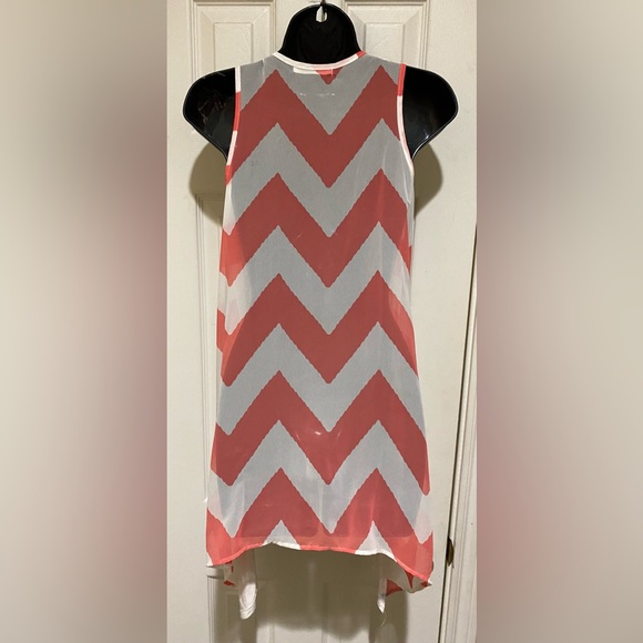 🔥FINAL PRICE🔥⭐️NWT⭐️Amazing Vocal Sleeveless Tunic Top - Picture 5 of 5